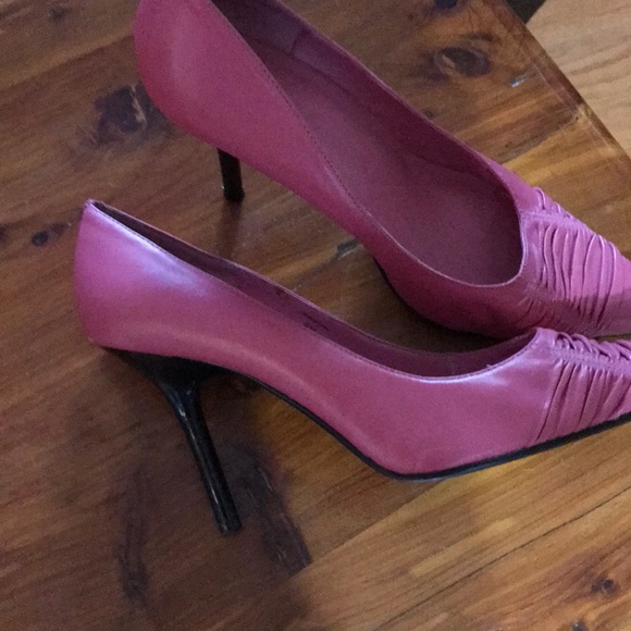 Shoes - Picture 2 of 4